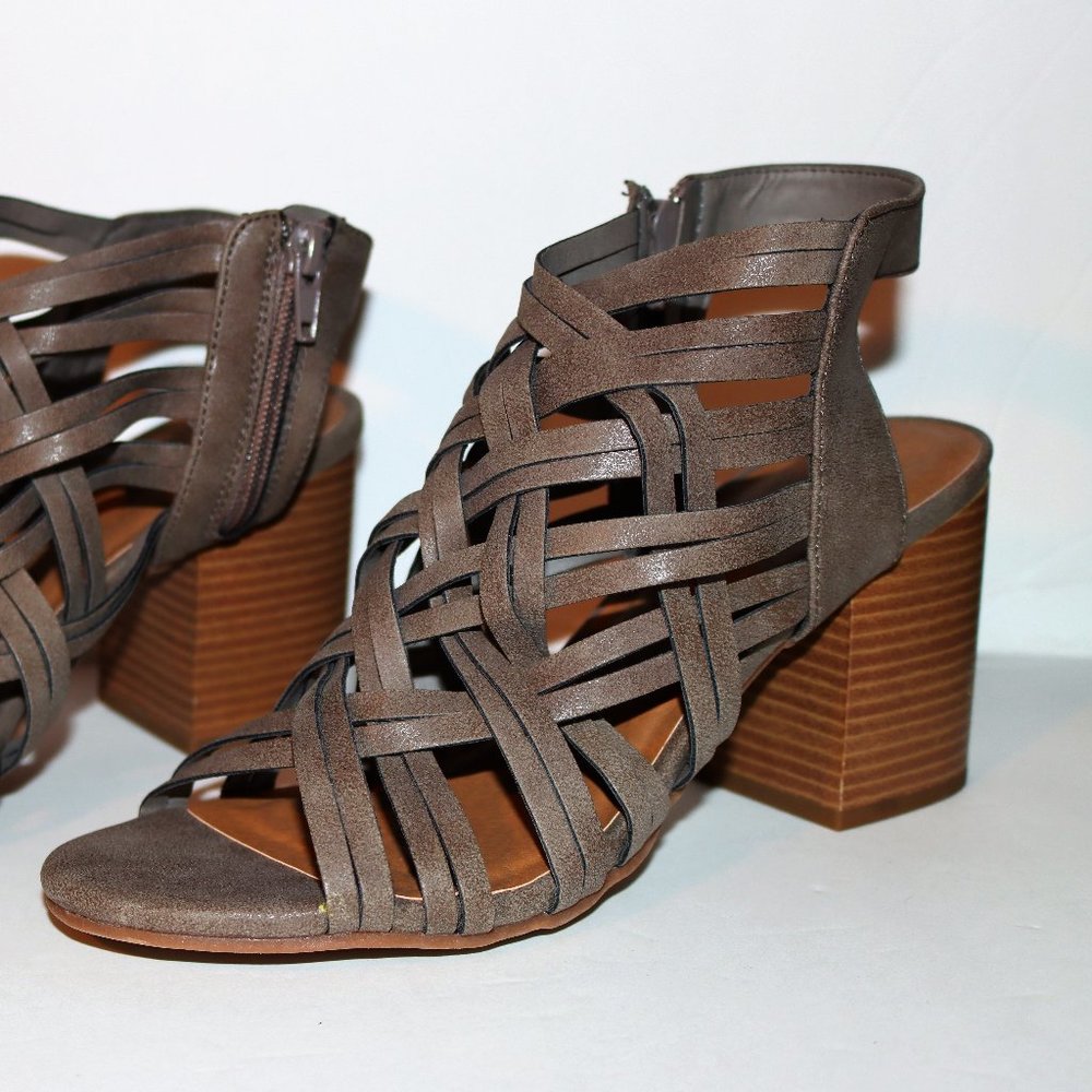 NWOB Tiya Caged Heeled Sandal